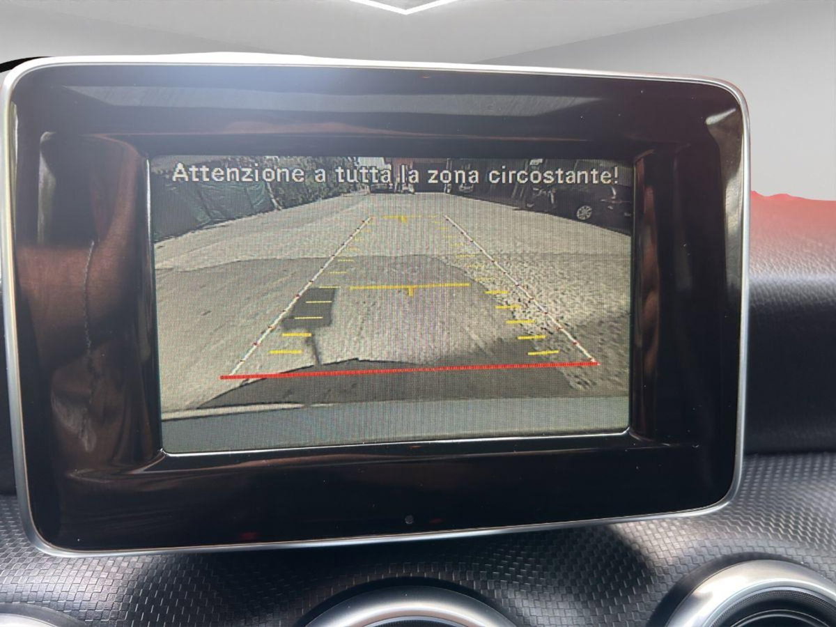 Mercedes-Benz Classe A 180 CDI Premium (12)