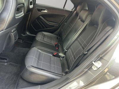 Mercedes-Benz Classe A 180 CDI Premium (15)