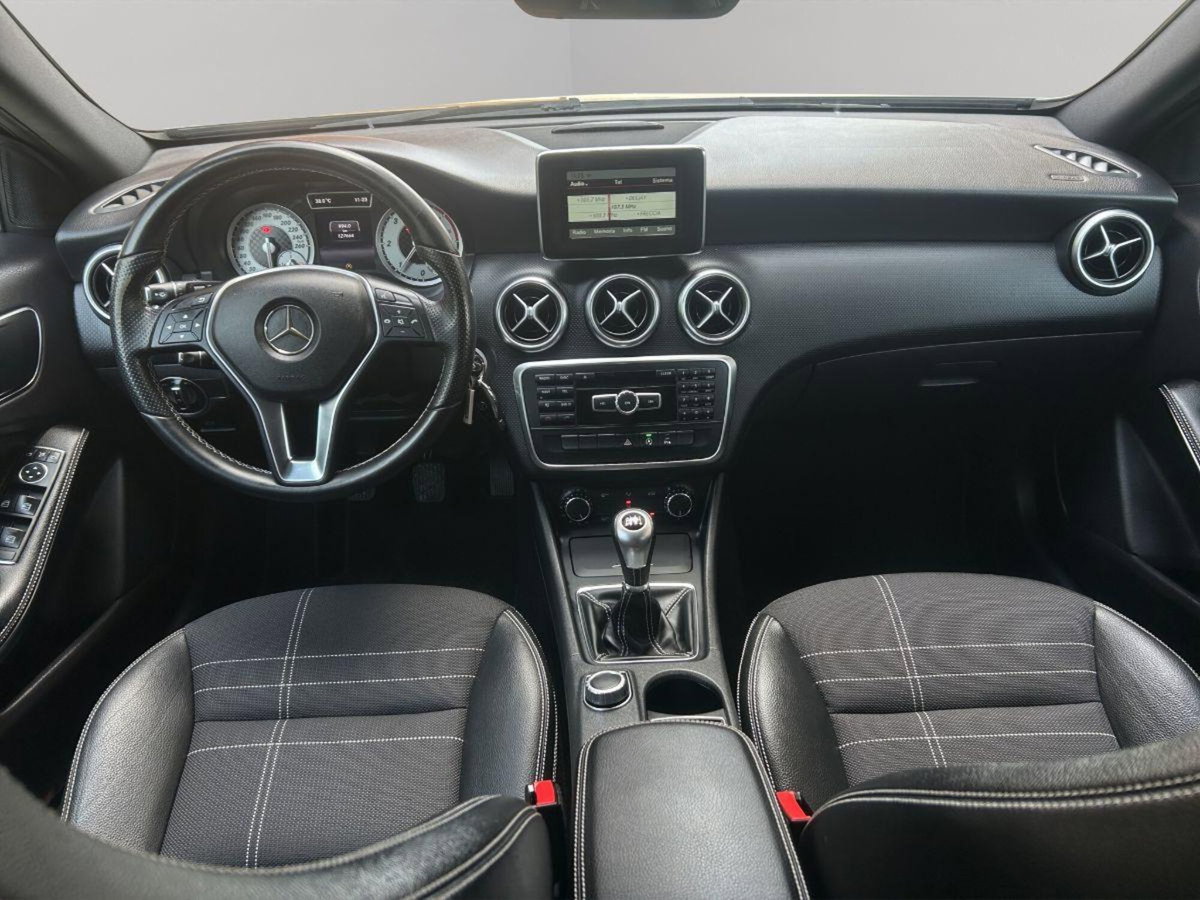 Mercedes-Benz Classe A 180 CDI Premium (17)