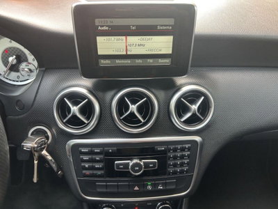 Mercedes-Benz Classe A 180 CDI Premium (18)