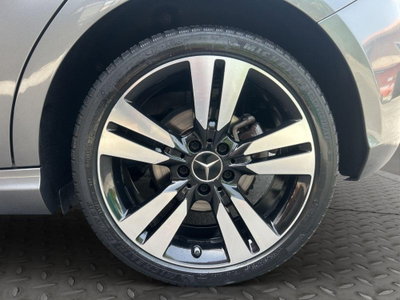 Mercedes-Benz Classe A 180 CDI Premium (9)