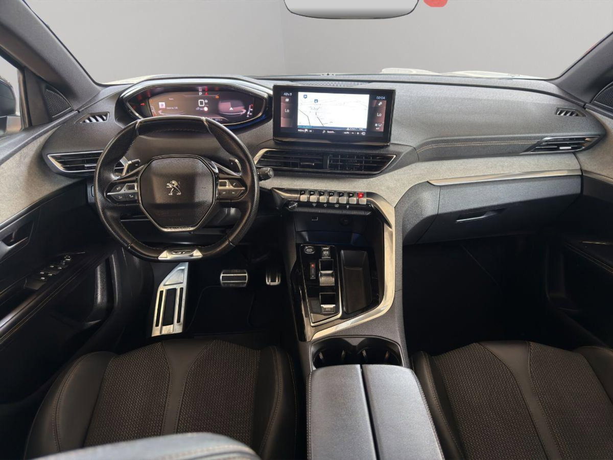 Peugeot 3008 BlueHDi 130 S&S EAT8 GT Line (14)