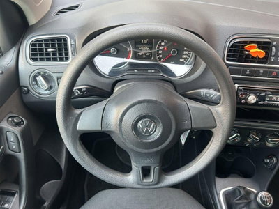 Volkswagen Polo 1.6 TDI 90CV DPF 5 porte Highline (16)