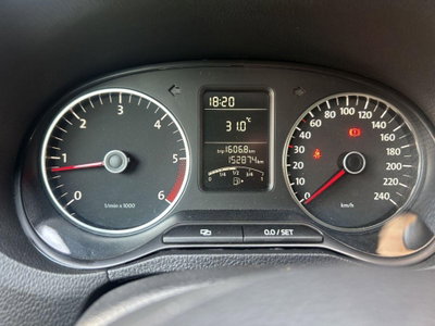Volkswagen Polo 1.6 TDI 90CV DPF 5 porte Highline (17)
