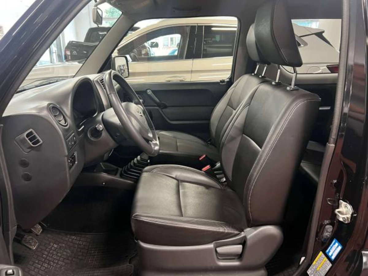 Suzuki Jimny 1.3 4WD Evolution (9)