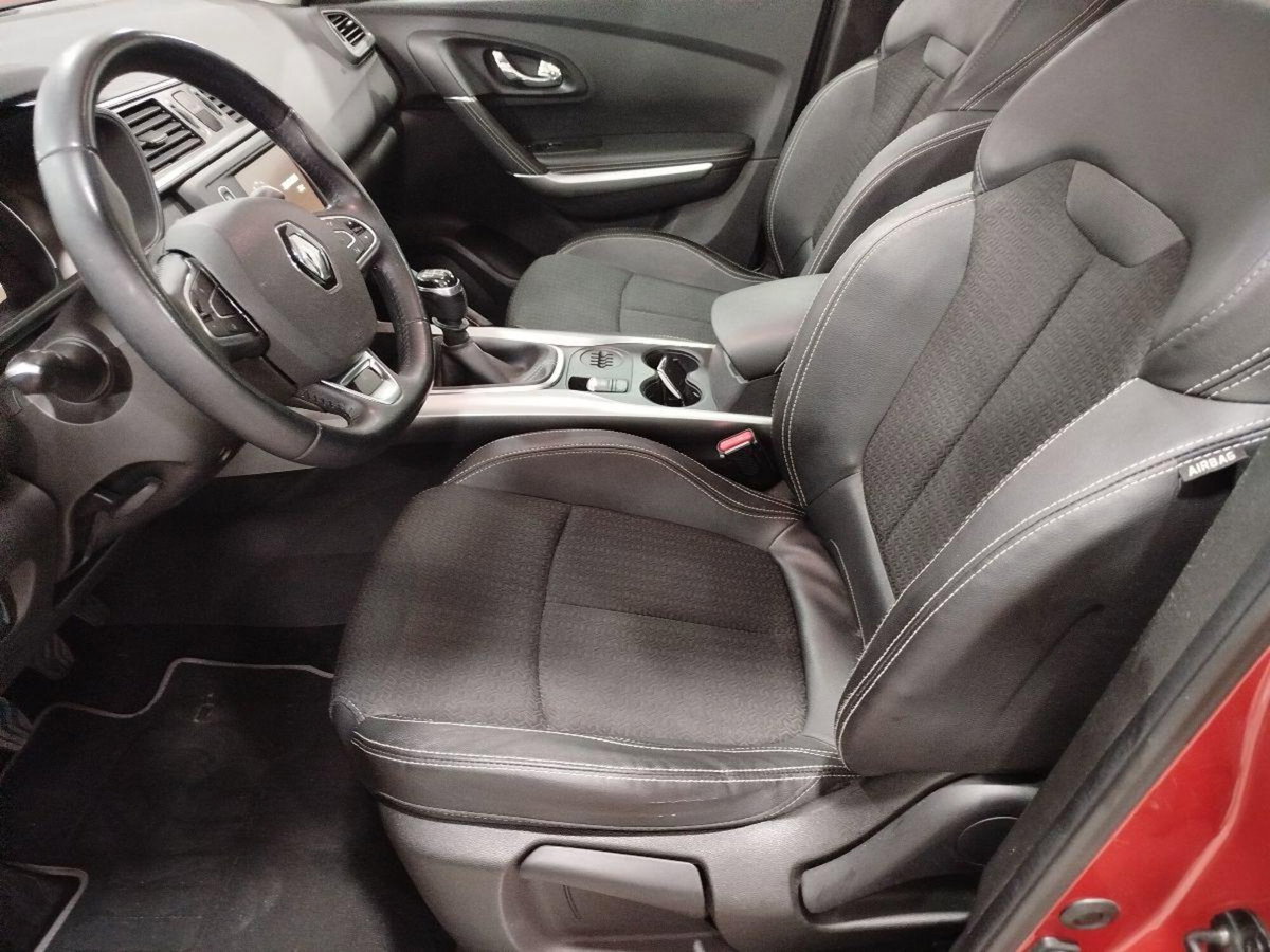Renault Kadjar 8V 110CV Energy Bose (11)