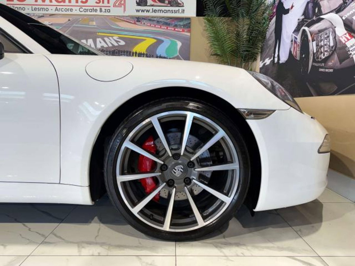 Porsche 911 Cabrio 3.8 Carrera S (9)