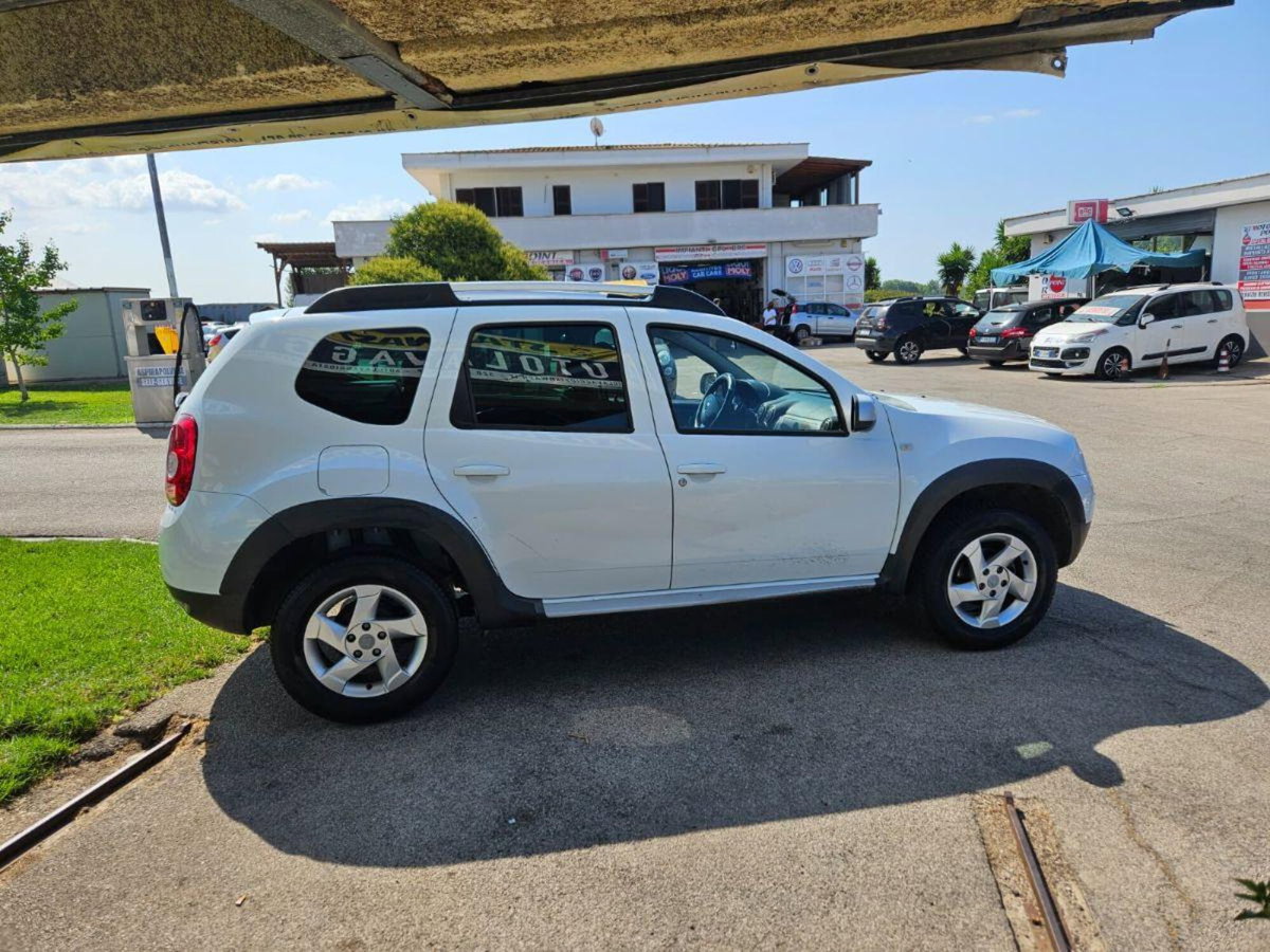 Dacia Duster 1.6 110CV 4x2 (5)