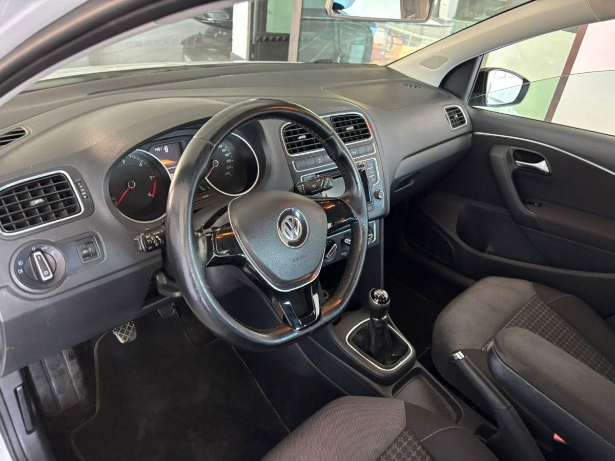 Volkswagen Polo 1.4 TDI 5p. Comfortline (13)