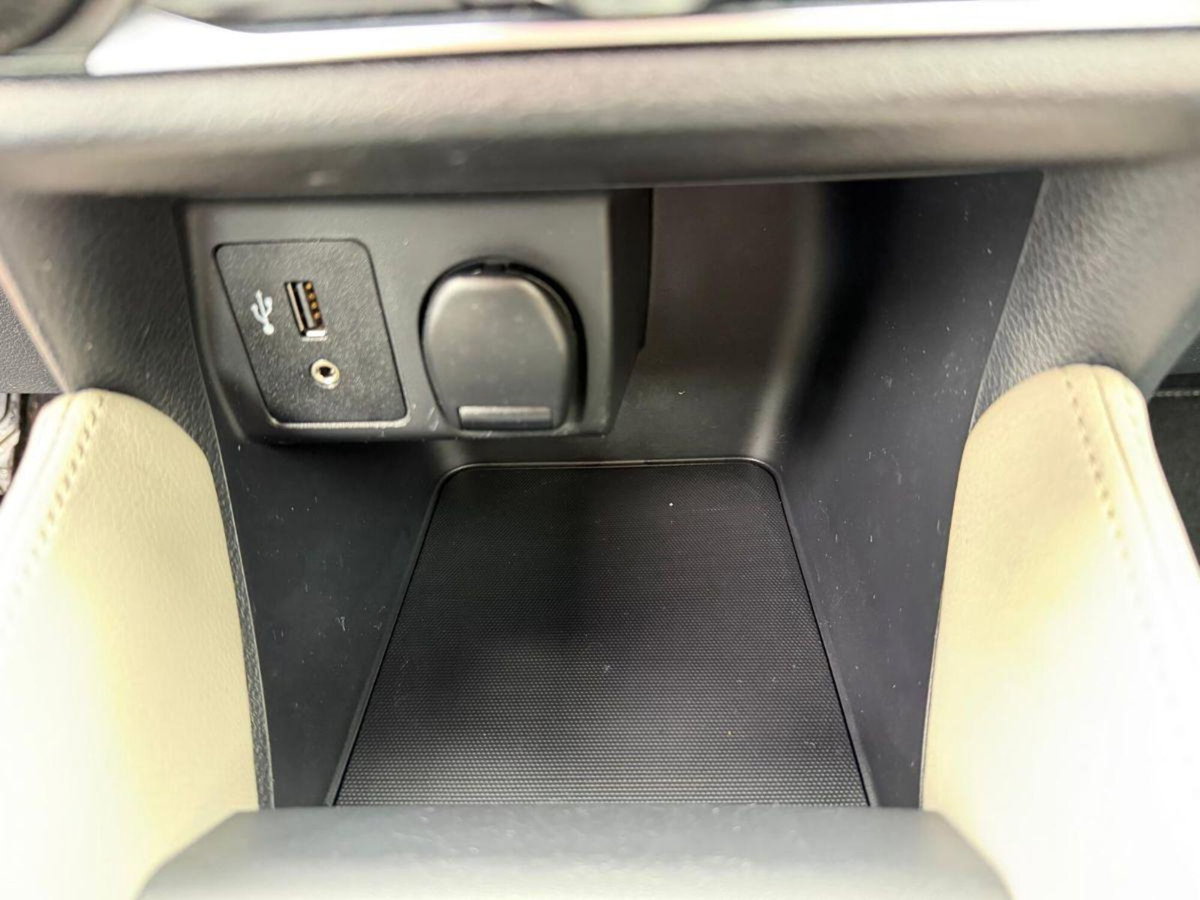 Nissan Micra 0.9 IG-T 12V 5 porte N-Connecta (19)