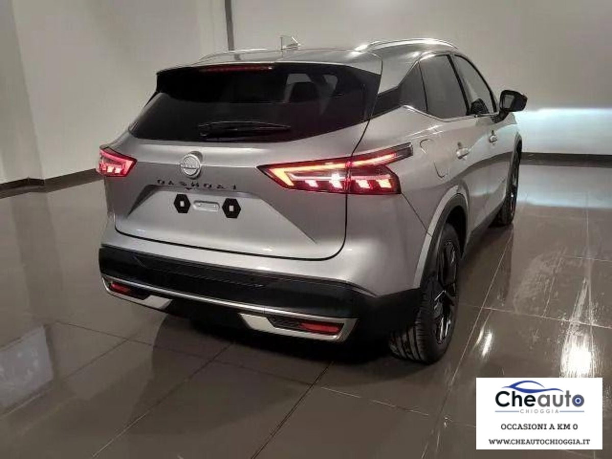 Nissan Qashqai 1.3 mhev Tekna 4wd 158cv xtronic (4)