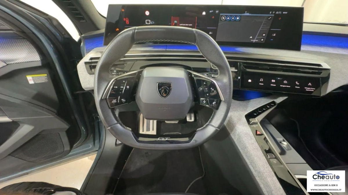 Peugeot 3008 1.2 hybrid GT 145cv e-dcs6 (13)