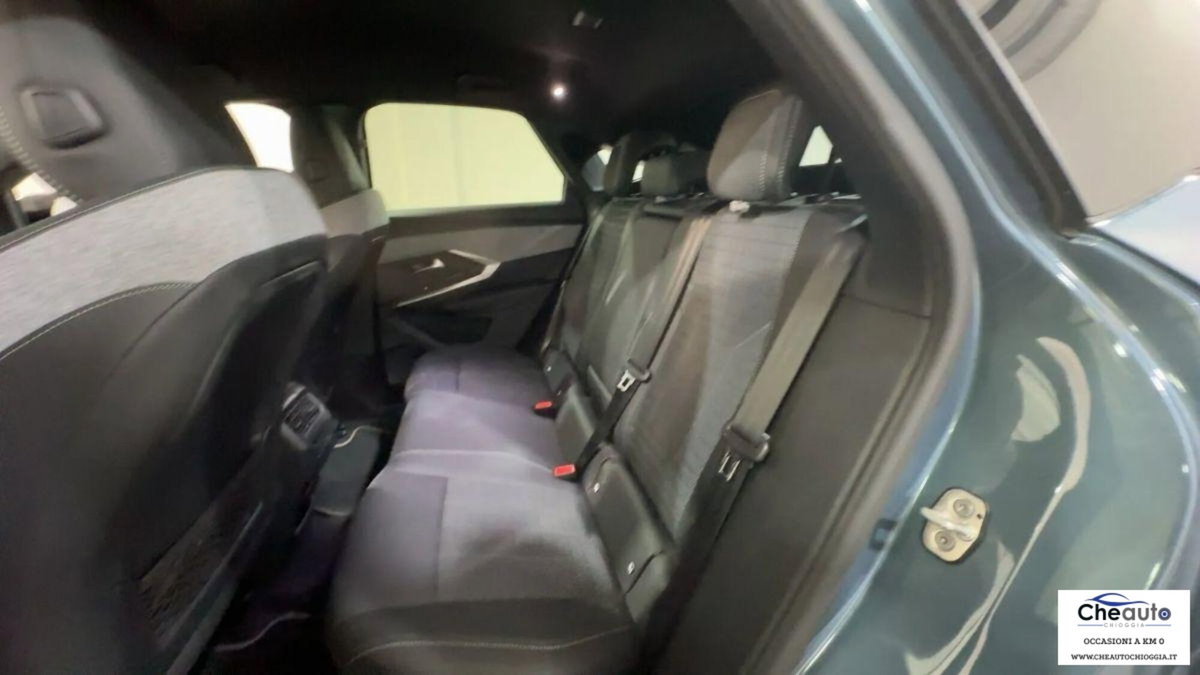 Peugeot 3008 1.2 hybrid GT 145cv e-dcs6 (20)