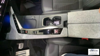 Peugeot 3008 1.2 hybrid GT 145cv e-dcs6 (6)