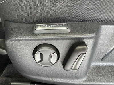 Volkswagen Passat 1.6 TDI SCR DSG Business BMT (11)