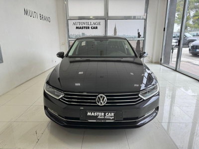 Volkswagen Passat 1.6 TDI SCR DSG Business BMT (5)