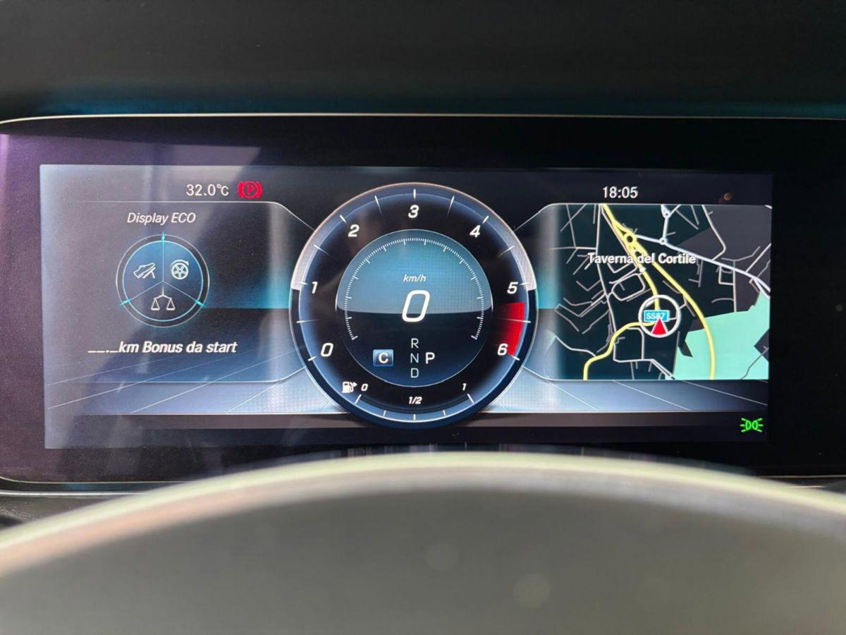 Mercedes-Benz Classe E Station Wagon 350 BlueTEC 4Matic Premium (17)