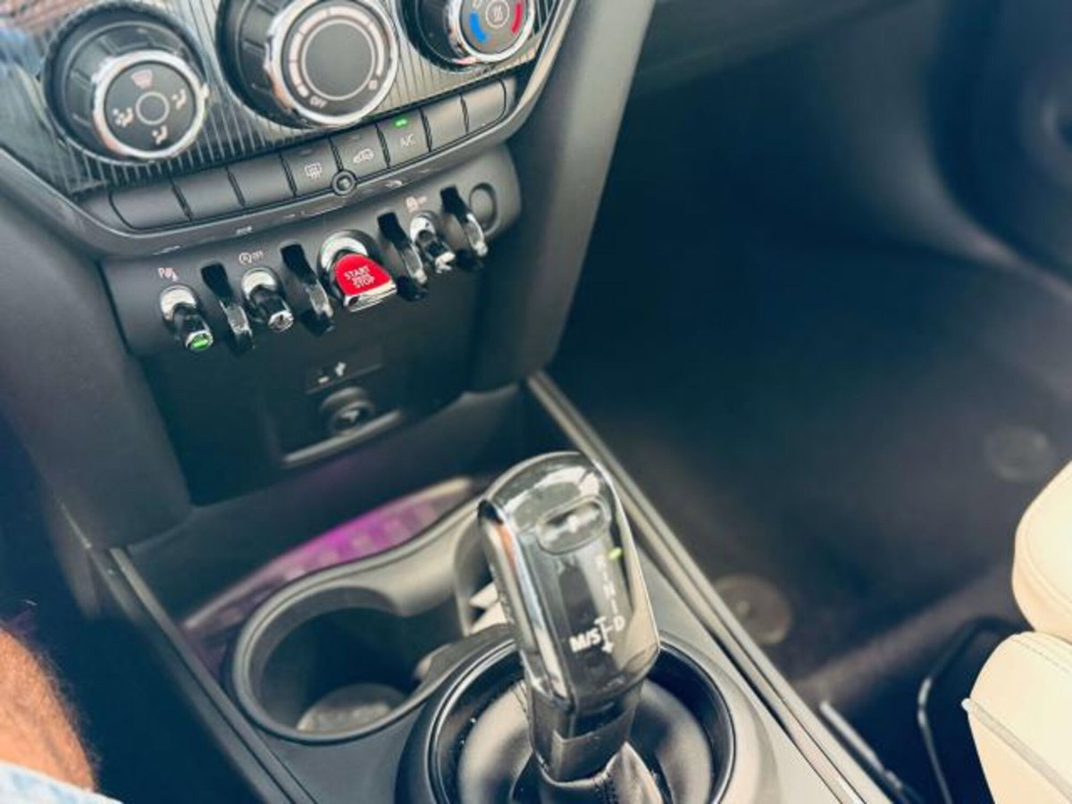 MINI Mini Countryman 2.0 Cooper D Hype Countryman ALL4 Automatica (15)