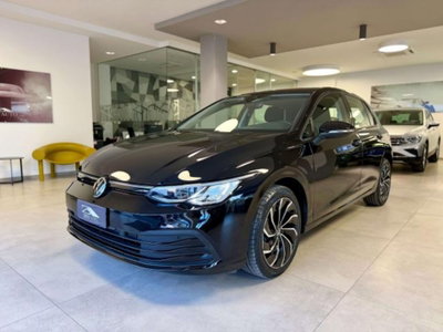 Volkswagen Golf Variant 1.0 eTSI EVO DSG Life usata