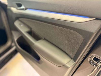 Volkswagen Golf Variant 1.0 eTSI EVO DSG Life (13)
