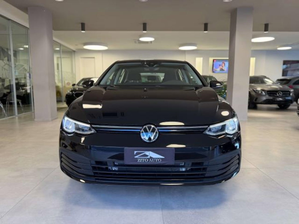 Volkswagen Golf Variant 1.0 eTSI EVO DSG Life (2)