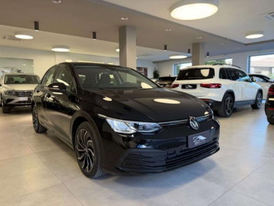 Volkswagen Golf Variant 1.0 eTSI EVO DSG Life (3)