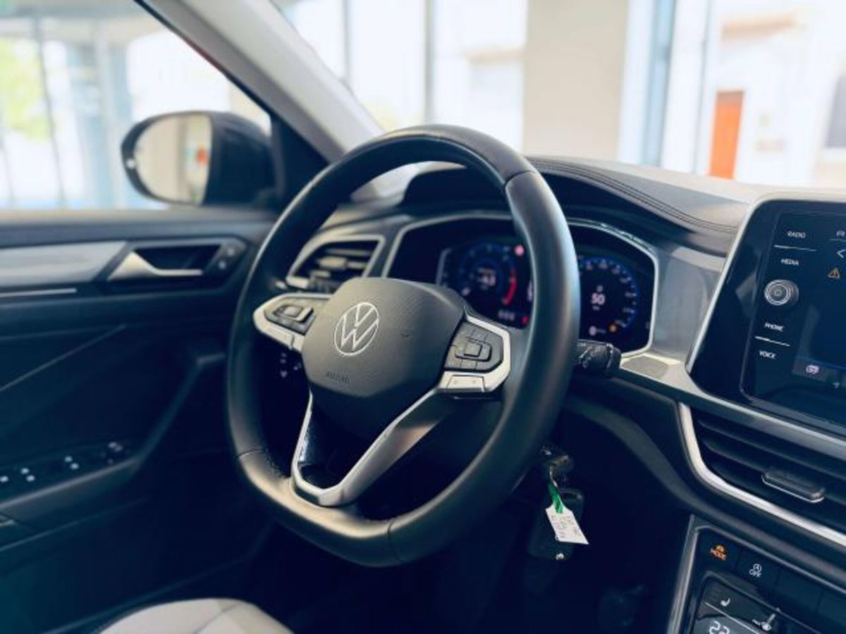 Volkswagen T-Roc 2.0 tdi Style 115cv (10)