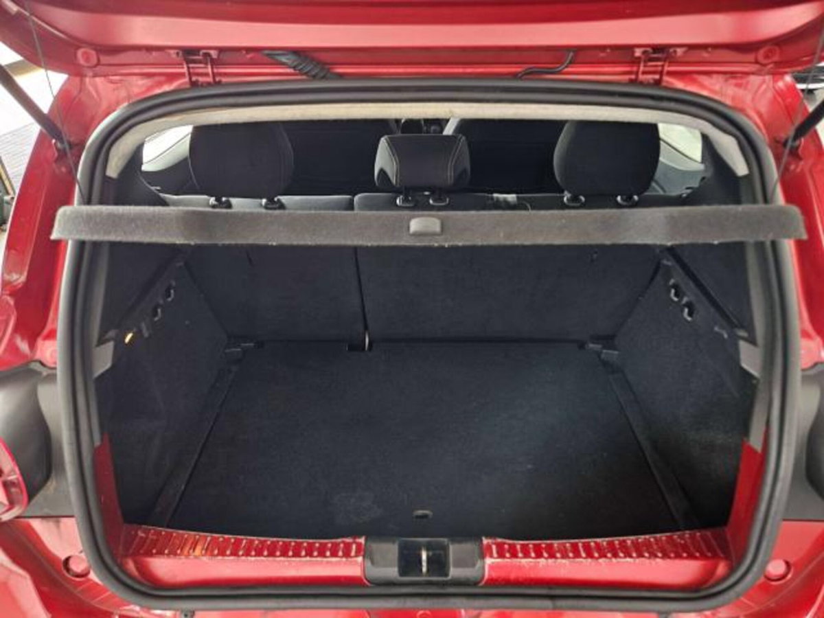 Dacia Sandero Stepway 1.0 TCe 100 CV ECO-G Comfort (12)