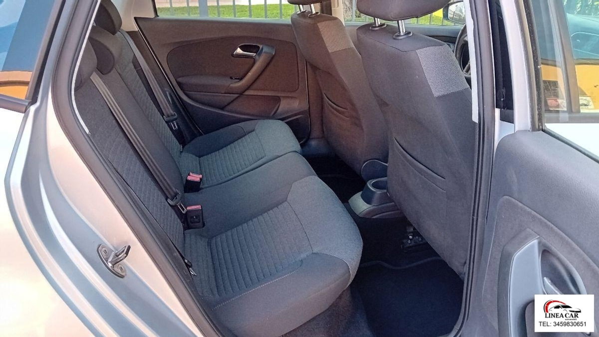 Volkswagen Polo 1.4 5 porte Highline BiFuel (11)