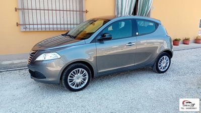 Lancia Ypsilon 1.2 69 CV 5 porte GPL Ecochic Alberta Ferretti usata