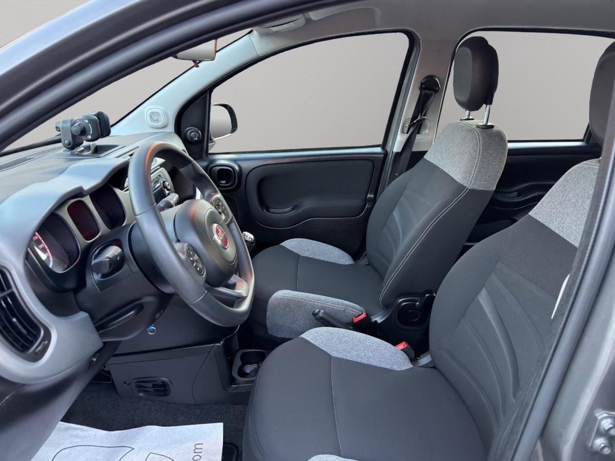 Fiat Panda 1.0 FireFly S&S Hybrid City Cross (14)