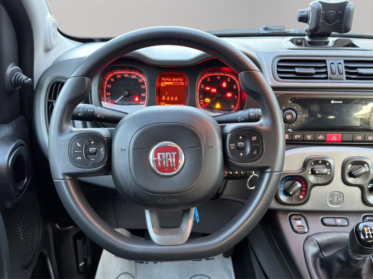 Fiat Panda 1.0 FireFly S&S Hybrid City Cross (16)