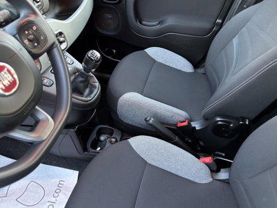 Fiat Panda 1.0 FireFly S&S Hybrid City Cross (18)