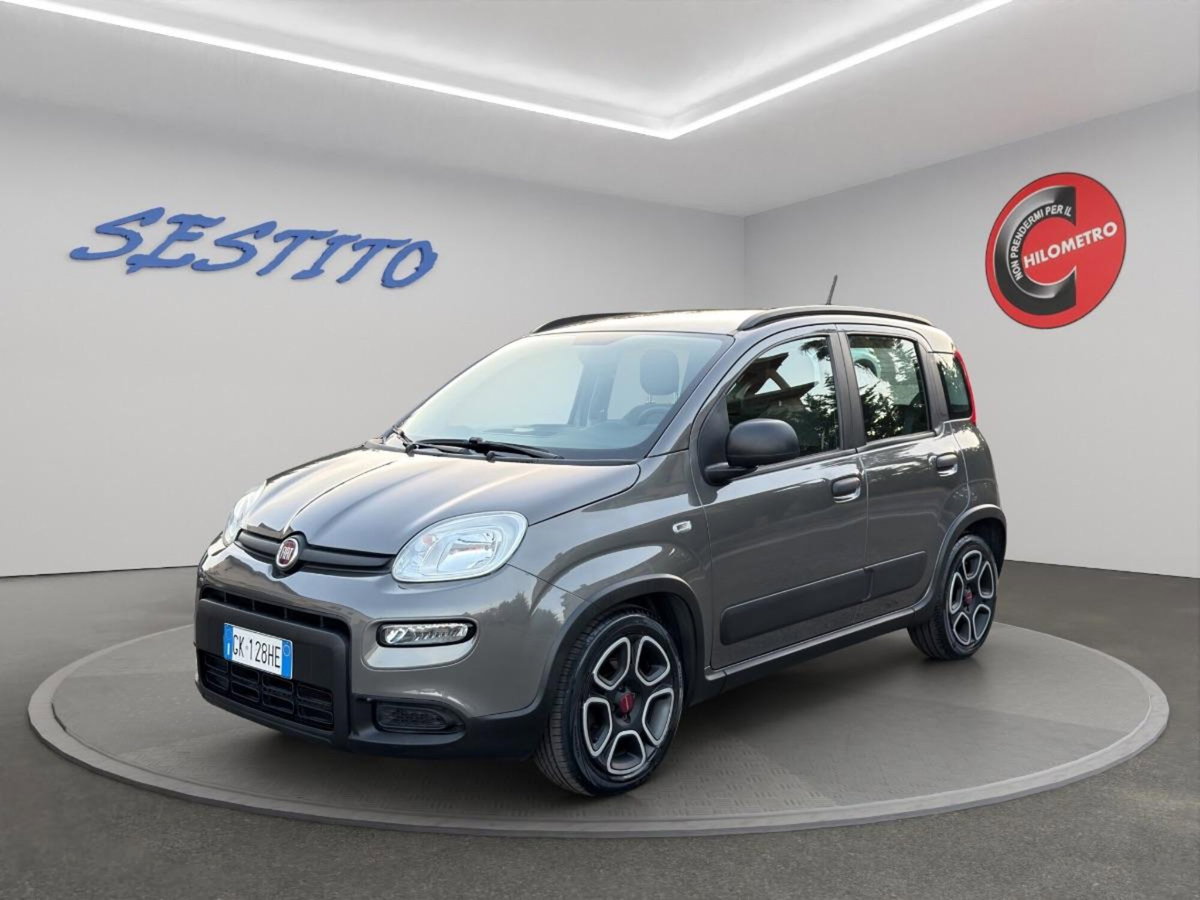 Fiat Panda 1.0 FireFly S&S Hybrid City Cross (3)