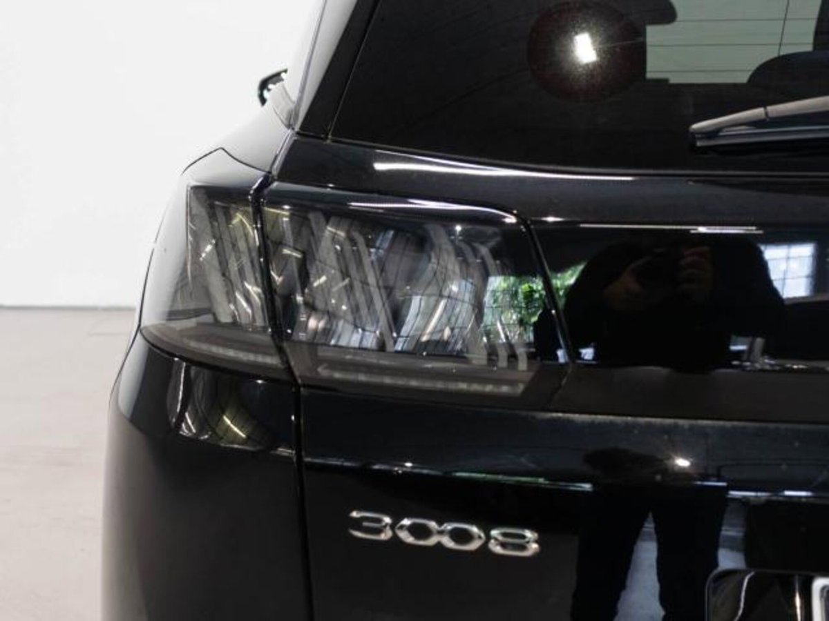 Peugeot 3008 BlueHDi 130 S&S GT (9)