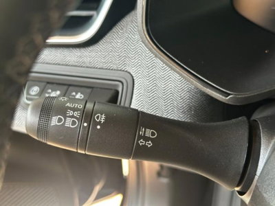 Renault Clio TCe 90 CV 5 porte Techno (14)