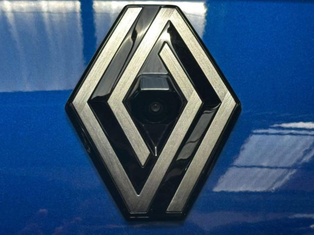 Renault Clio TCe 90 CV 5 porte Techno (7)