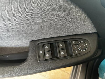 Renault Clio TCe 90 CV 5 porte Techno (10)