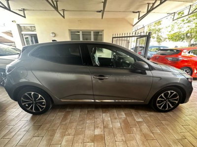 Renault Clio TCe 90 CV 5 porte Techno (7)