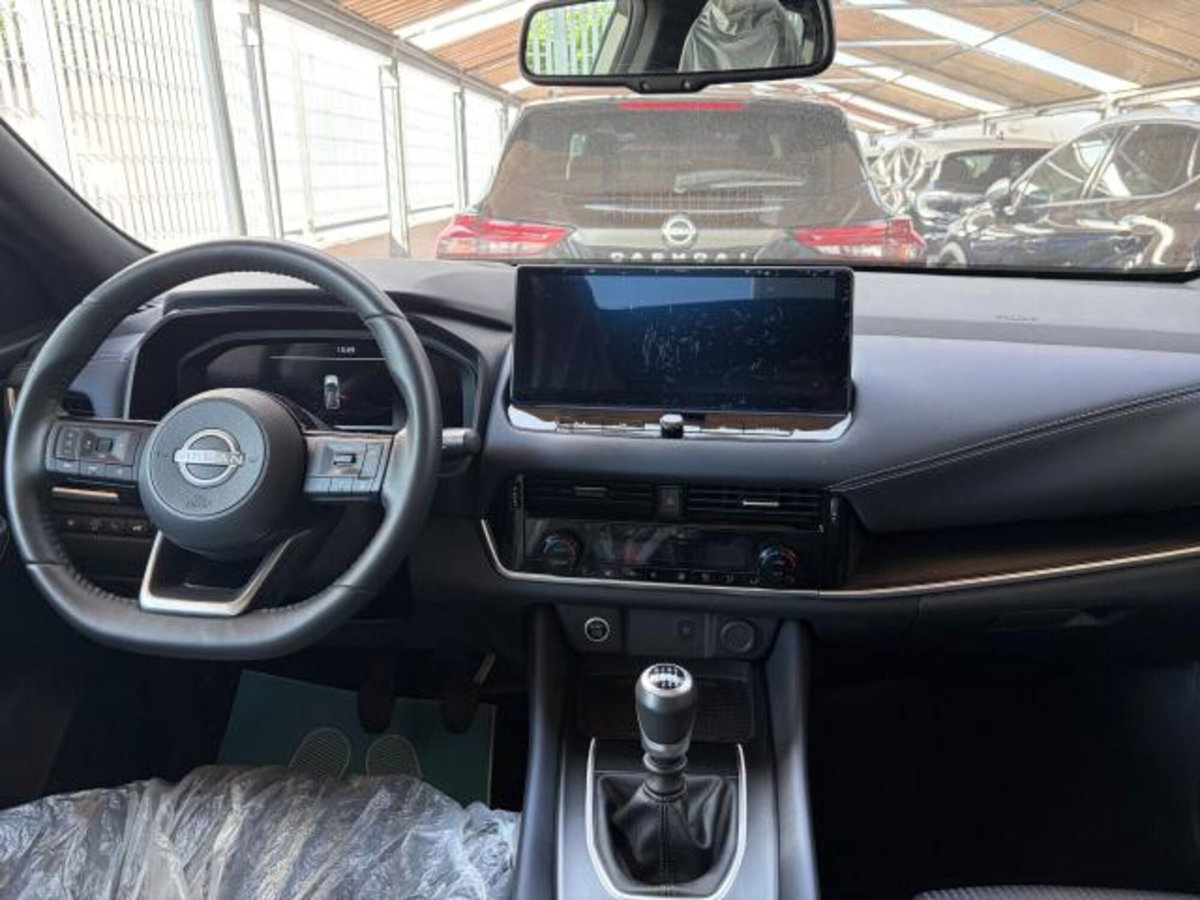 Nissan Qashqai 1.3 mhev Tekna 2wd 140cv (4)