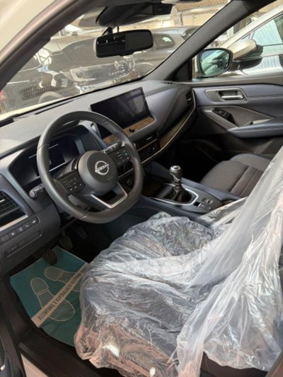 Nissan Qashqai 1.3 mhev Tekna 2wd 140cv (6)