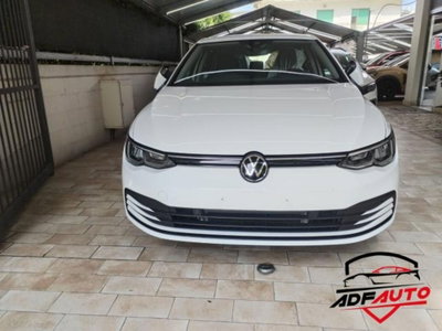 Volkswagen Golf 1.0 TSI EVO Life usata
