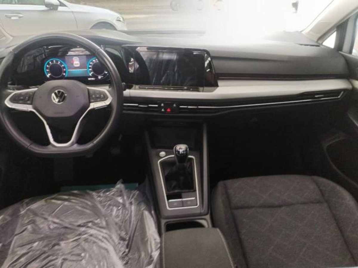 Volkswagen Golf 1.0 TSI EVO Life (10)