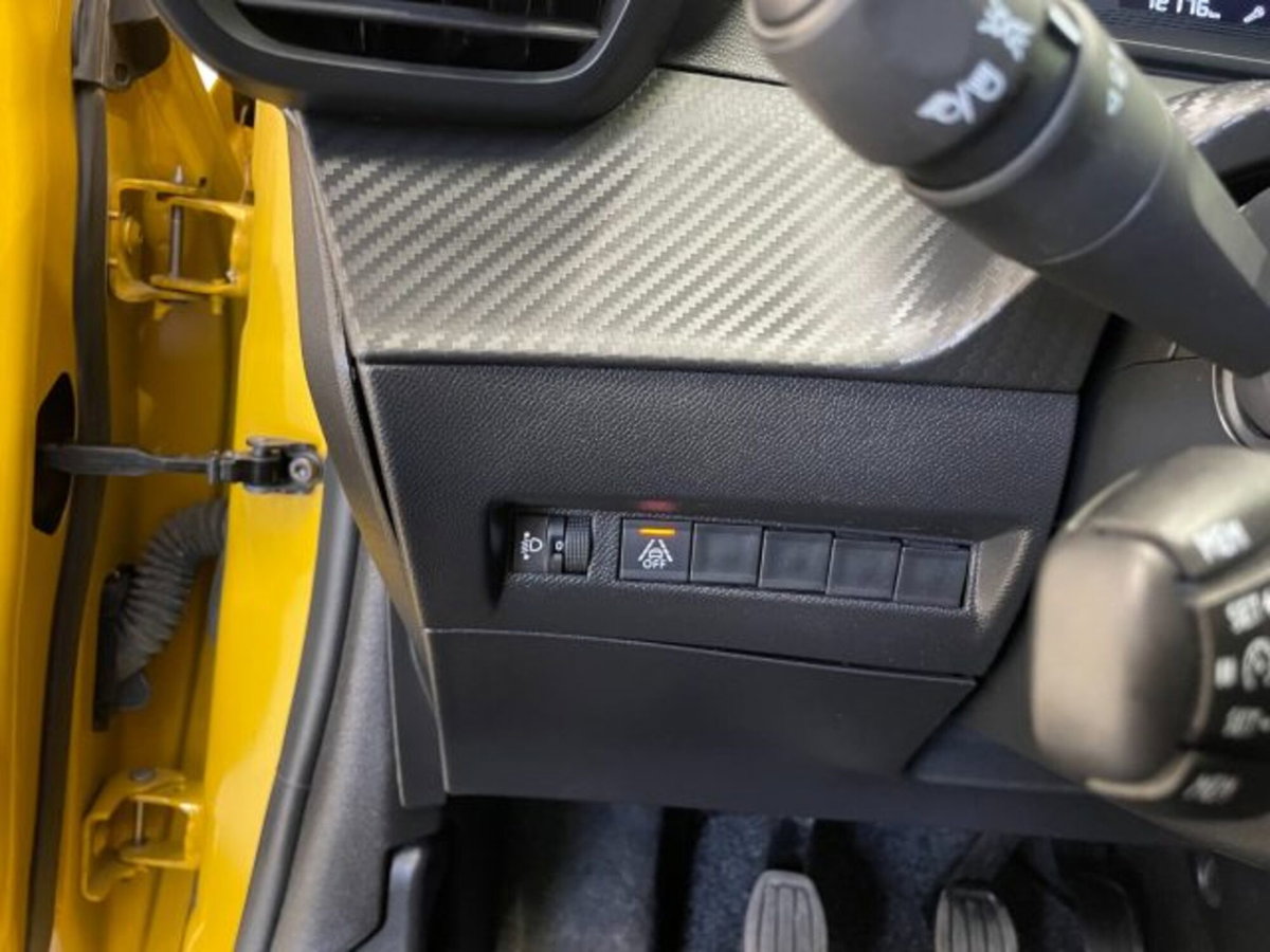 Peugeot 208 1.2 puretech Active s&s 75cv (18)