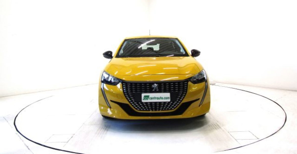 Peugeot 208 1.2 puretech Active s&s 75cv (2)
