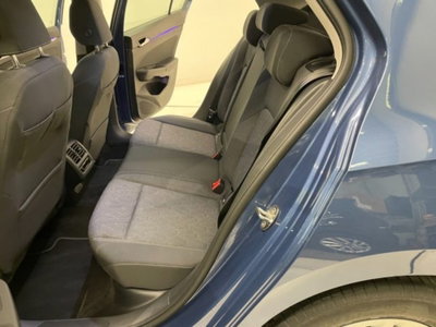 Volkswagen Golf 2.0 tdi Life 115cv (7)