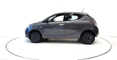 Lancia Ypsilon 1.0 FireFly 5 porte S&S Hybrid Gold Plus (18)