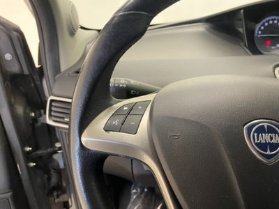 Lancia Ypsilon 1.0 FireFly 5 porte S&S Hybrid Gold Plus (19)