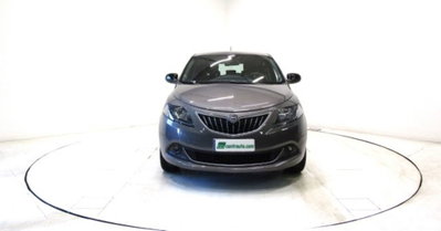 Lancia Ypsilon 1.0 FireFly 5 porte S&S Hybrid Gold Plus (2)