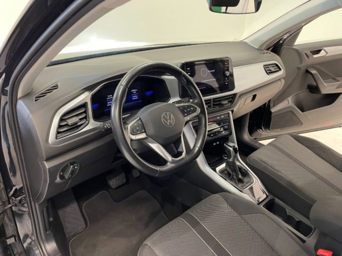 Volkswagen T-Roc 1.5 tsi Life dsg (15)
